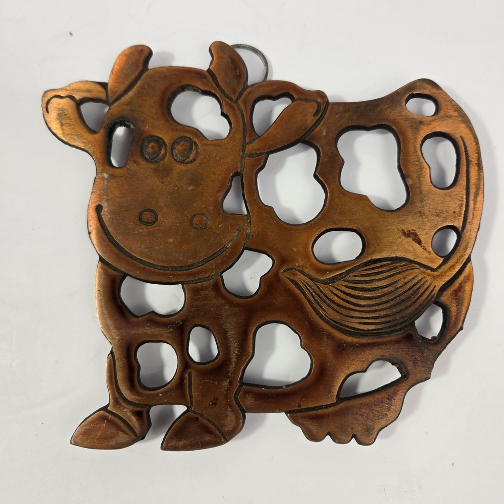 Vintage 1993 Bed Bath & Beyond Metal Cow Trivet / Wall Plaque Farmhouse Decor